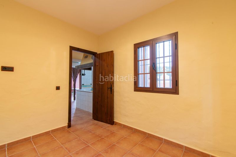 Foto e5cc114c-3c5c-4522-b027-50638030e5f7. Xalet amb aparcament a Las Lagunas - Campano Chiclana de la Frontera