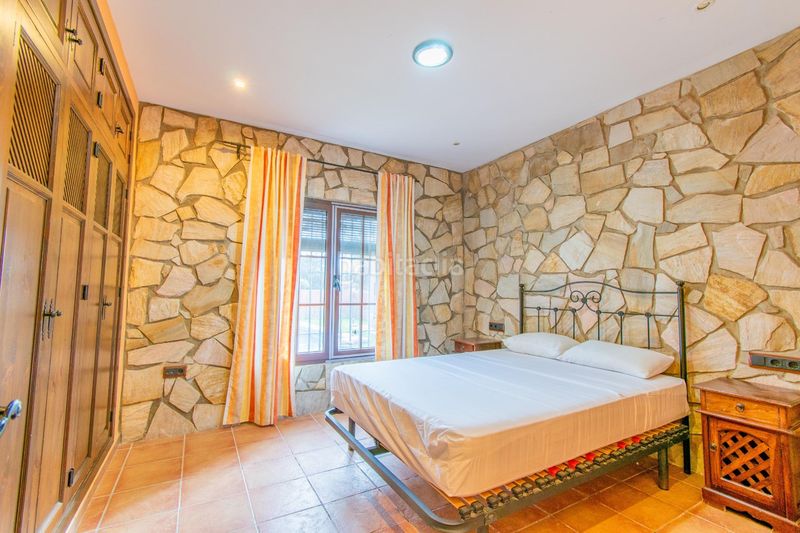 Foto f6c61206-e613-4ab4-bd93-92a2fb3e2ed0. Xalet amb aparcament a Las Lagunas - Campano Chiclana de la Frontera