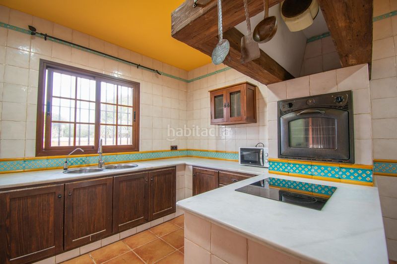 Foto f851f014-fc4e-423a-9143-3803c1e6b416. Xalet amb aparcament a Las Lagunas - Campano Chiclana de la Frontera