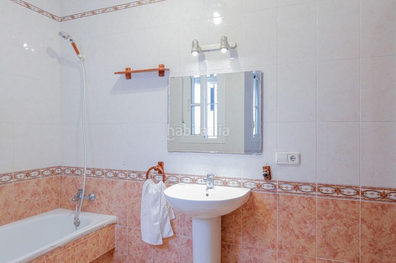 Foto bc708932-773a-4560-8b99-10cfe581c873. Pis a La Banda - Campo de Fútbol Chiclana de la Frontera