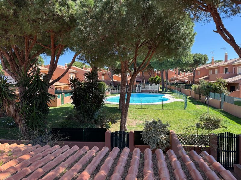 Foto abd40b28-0781-4c4e-b991-1f26de6769fa. Casa adossada amb piscina a Sancti Pietri Chiclana de la Frontera