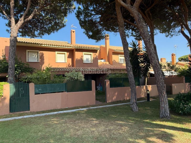 Foto daab0703-d0e7-4be4-a4ff-3af84ac9979a. Casa adossada amb piscina a Sancti Pietri Chiclana de la Frontera