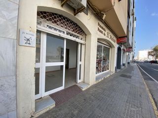 Lloguer Local Comercial  Calle san marcos. Local comercial con escaparate en zona zaporito  calle marcos