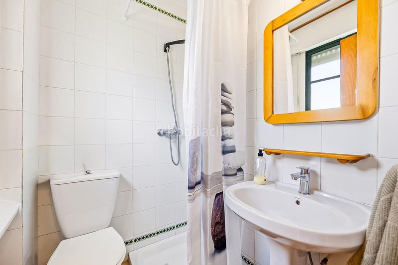 Foto c6fc6224-acc7-4f72-bfec-7c745f6d2602. Apartament amb aparcament piscina a Los Gallos Chiclana de la Frontera