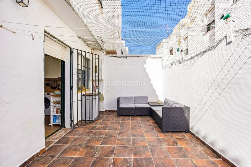 Foto f5307a1a-eb4a-45f3-a6e7-d4fc1bb9db1d. Apartament amb aparcament piscina a Los Gallos Chiclana de la Frontera