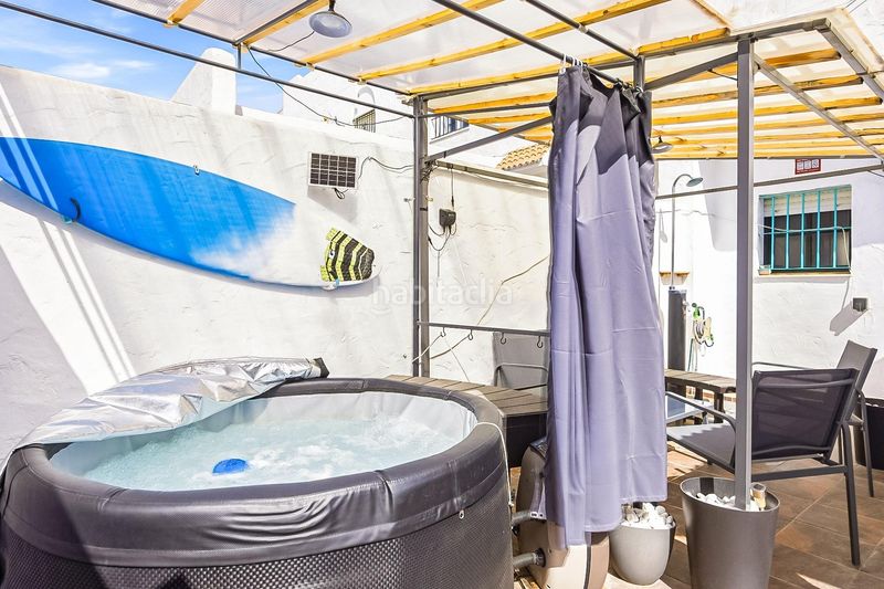 Foto f6f6f5d2-2e75-4040-8c7c-e3ab875fdfaa. Apartament amb aparcament piscina a Los Gallos Chiclana de la Frontera