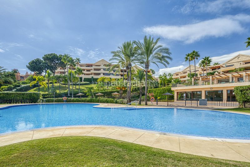 Foto 3ee164eb-2061-44d2-ac9d-ae7793270765. Planta baixa amb calefacció aparcament piscina a Benahavís