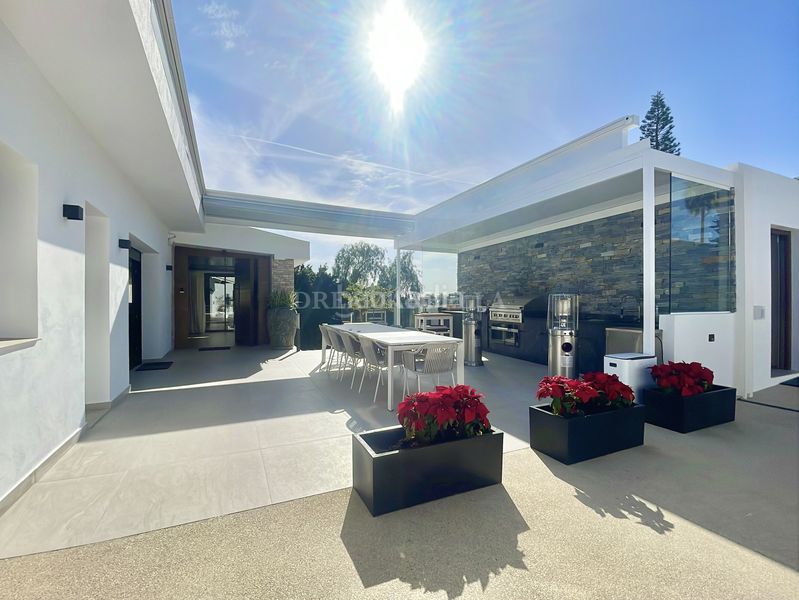 Foto c8e8083d-1541-483c-84bb-02c97887af09. Casa amb aparcament piscina a El Rosario - Ricmar Marbella