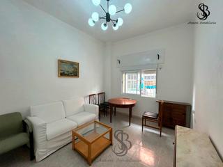 Appartement  Carrer lira. Entreplanta lumino y centrico