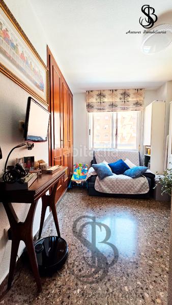 Foto 5925e1b5-aefa-46db-b8b2-26cc75393338. Piso  en gran via en Garbinet - Parque de las Avenidas Alicante