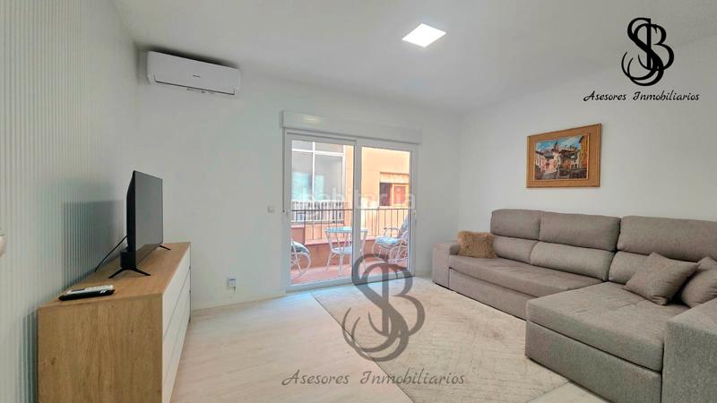 Foto 5f513531-fdbb-450d-b865-0397fab4975a. Piso 2a linea de playa en Campello Playa Campello (el)