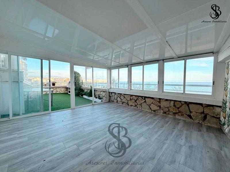 Foto 7aac7ade-6ede-41c7-a134-1fa02ea00a4d. Flat with heating pool in Playa Muchavista Campello (el)