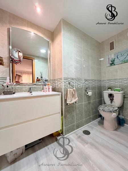 Foto 1785ad48-3902-47bf-988f-0a35908e7e53. Appartamento con parcheggio piscina in Playa de San Juan Alicante