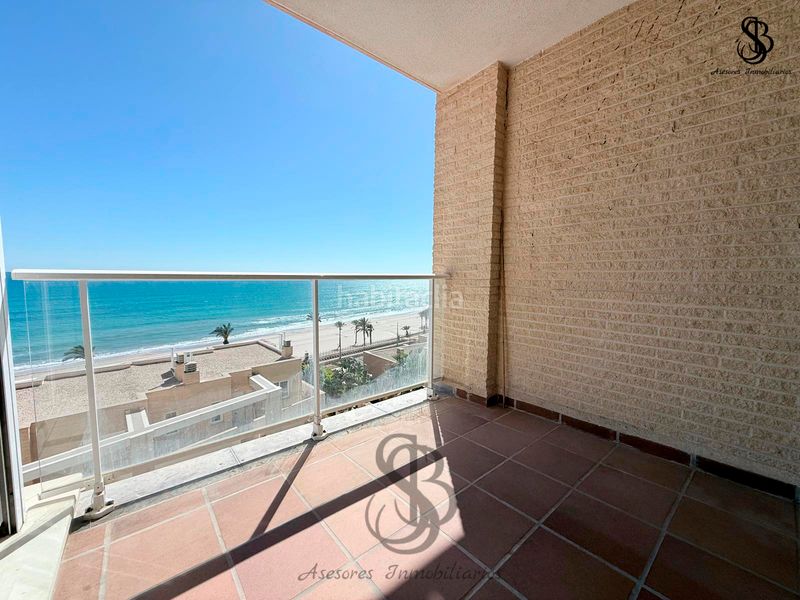 Foto 35dee306-be15-40dc-a8d1-7d9f893942e3. Piso en Playa Muchavista Campello (el)