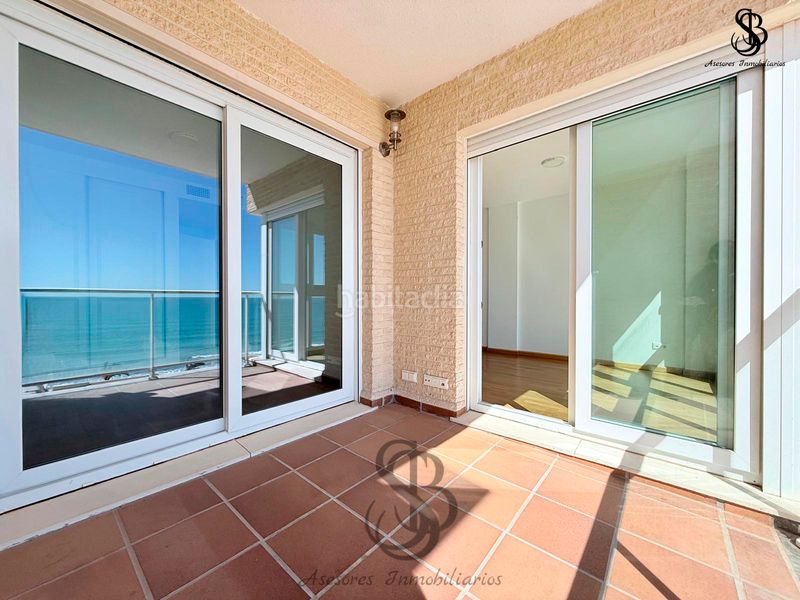 Foto 810db5df-0229-40de-b2ab-6df22f78224e. Piso en Playa Muchavista Campello (el)