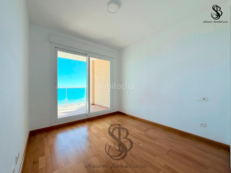 Foto b1130b0e-3d38-4140-a3ab-fae334a29c91. Piso en Playa Muchavista Campello (el)