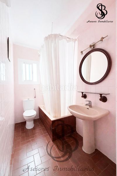 Foto a7772a68-809d-41e0-8a66-3f409e181b64. Pis amb calefacció aparcament a Barrio del Centro Alicante