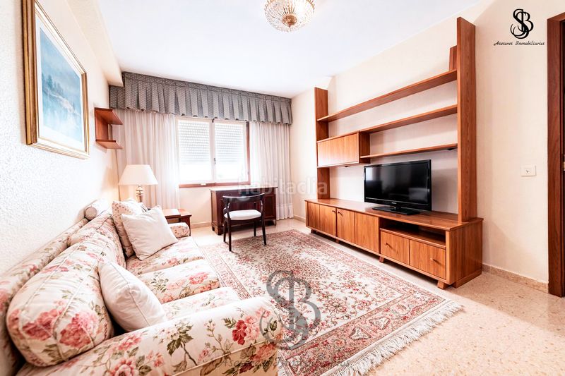 Foto bb9ccd3c-2302-420f-884b-6f75df70c86e. Pis amb calefacció aparcament a Barrio del Centro Alicante