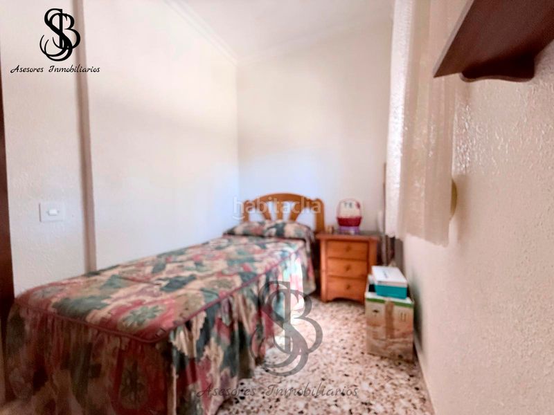 Foto 25570f3c-a085-4097-9a02-266b47d0e719. Xalet amb xemeneia calefacció aparcament piscina a Busot