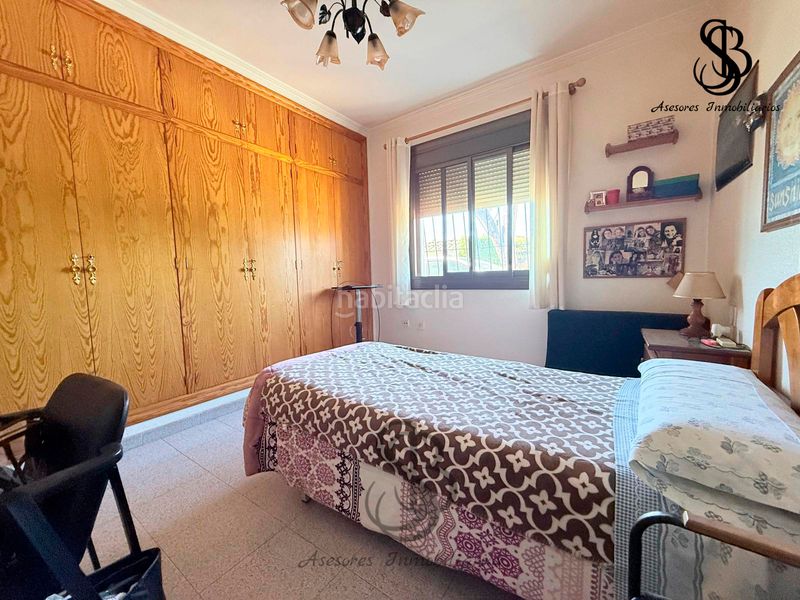 Foto 423b091f-d03b-4dcf-b7ce-467834d8e330. Xalet amb xemeneia calefacció aparcament piscina a Busot