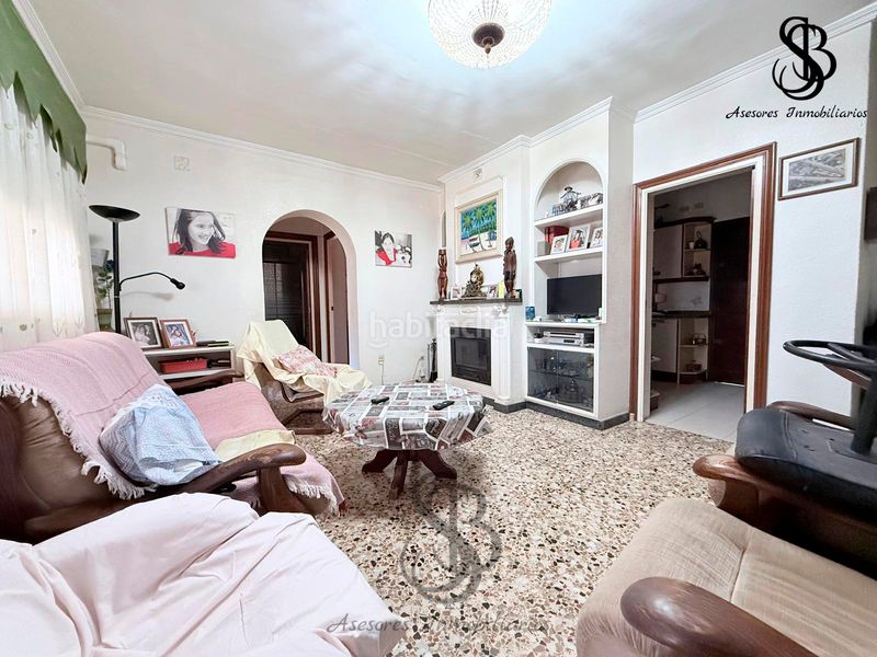 Foto c677a4bb-d96e-4b8f-966a-265686ef3cd1. Xalet amb xemeneia calefacció aparcament piscina a Busot