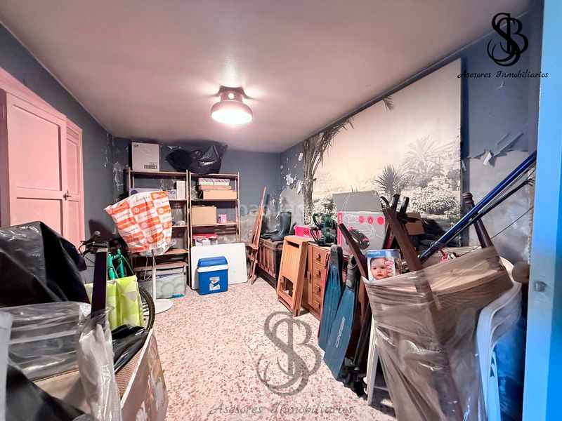 Foto e4001468-9182-45b4-acb4-ee8055d795e1. Xalet amb xemeneia calefacció aparcament piscina a Busot