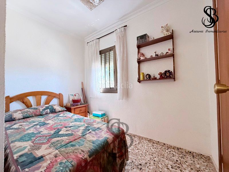 Foto f0f95de1-66c3-43dc-b3e2-0469479c1289. Xalet amb xemeneia calefacció aparcament piscina a Busot