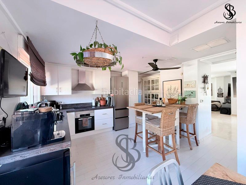 Foto b4b7e255-c80f-4385-b97b-e2add81655e8. Casa pareada en Almajada-Ravel Mutxamel