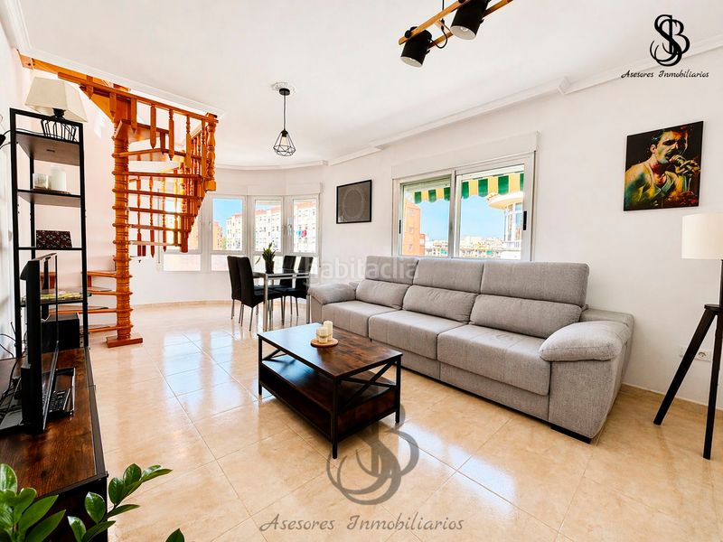 Foto 161075db-9603-4a6a-a73a-8f86441a6a83. Àtic amb calefacció aparcament piscina a Campello Playa Campello (el)