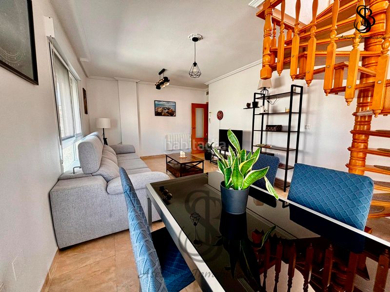 Foto dcbc92a8-90e3-4b3a-862f-9f806effe231. Àtic amb calefacció aparcament piscina a Campello Playa Campello (el)