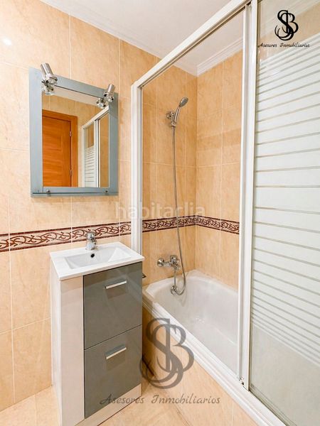 Foto fd34169b-6dd4-4883-ba3b-97beabc8d677. Àtic amb calefacció aparcament piscina a Campello Playa Campello (el)