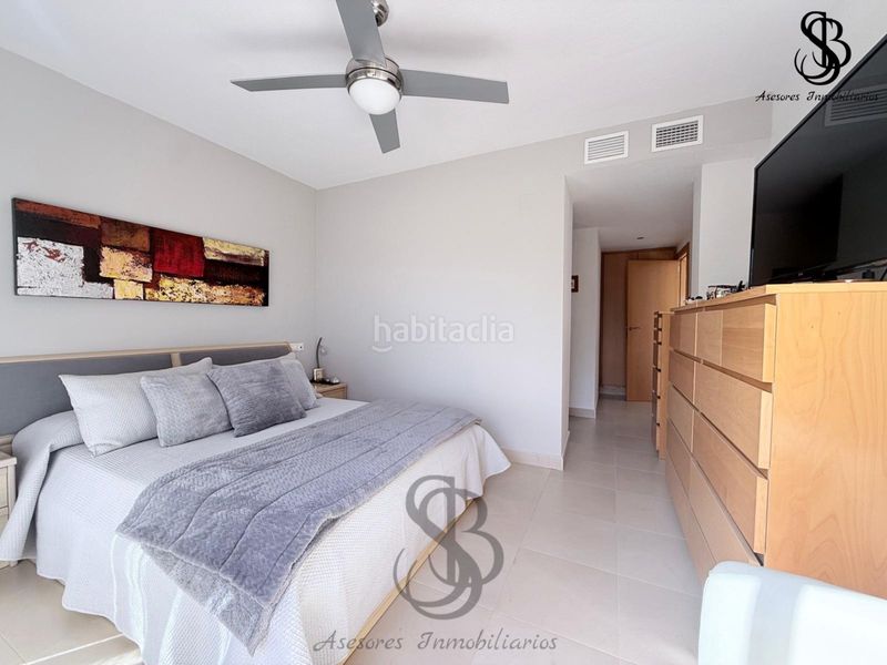 Foto 738c4747-9245-4883-9eba-7d5947359da9. Xalet amb xemeneia calefacció aparcament piscina a Alicante