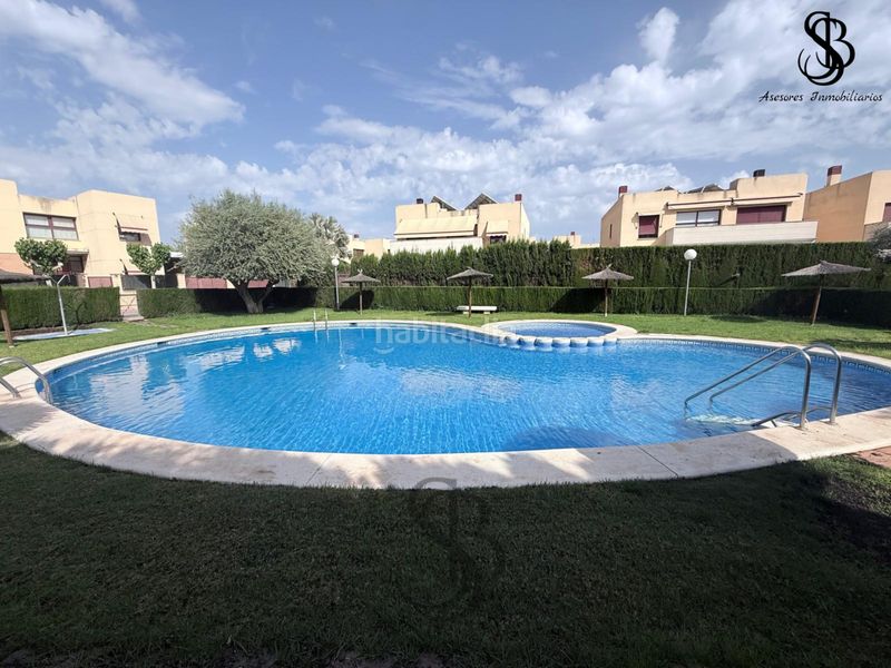 Foto 8f249dc8-af5a-448c-a7d7-21b4522ddd62. Xalet amb xemeneia calefacció aparcament piscina a Alicante