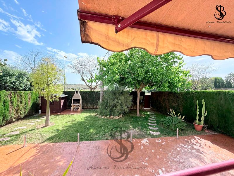 Foto 4ceb958c-9ad8-4c2e-ba49-94669a30cf33. Xalet amb xemeneia calefacció aparcament piscina a Mutxamel
