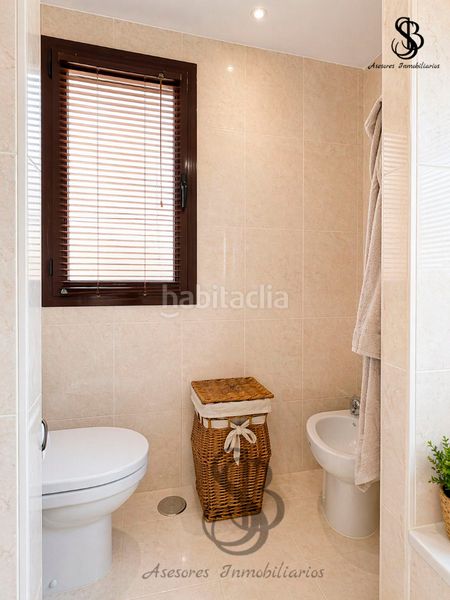 Foto 4d5178d2-f035-4662-9124-51febcb727f8. Xalet amb xemeneia calefacció aparcament piscina a Mutxamel