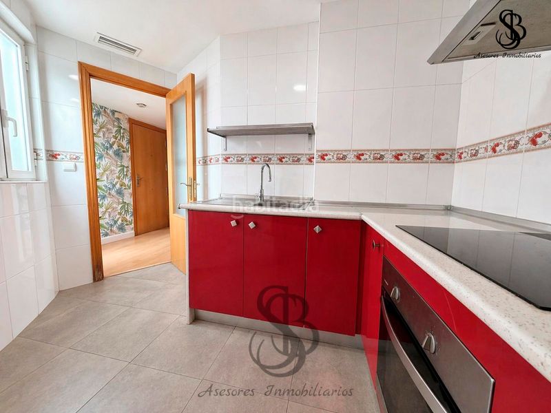 Foto 8c5b18e6-aa0d-4276-a072-8417ed03e0ee. Pis a Carolinas Bajas Alicante