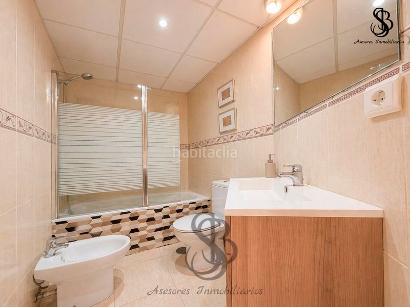 Foto f2b1c4ab-8fd5-4799-9295-4a0f41a040c0. Pis a Carolinas Bajas Alicante