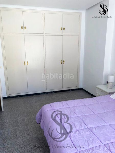 Foto 09276a02-0eff-4534-b513-29a05c4e1385. Casa aparellada amb xemeneia a Calas Santiago Bernabeu Santa Pola