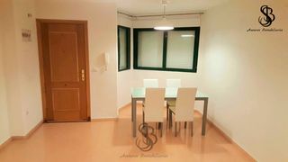 Appartement  Carrer gabriel miró. ¡descubre este encantador piso en planta baja ubicado en san vic