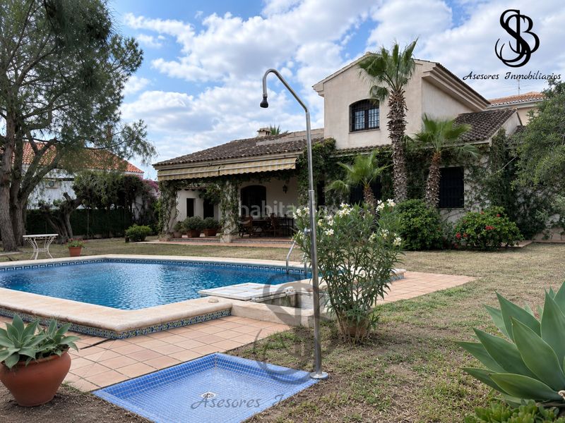 Foto 3f350fba-dac6-4fb7-a788-b54843c137d3. Chalet en Villafranqueza Alicante