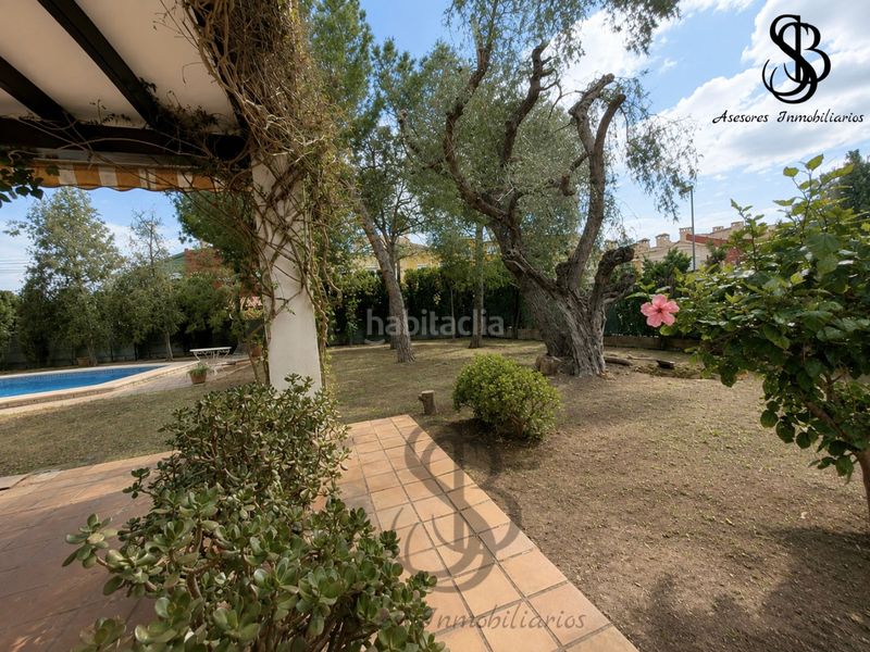 Foto c9f7d561-0650-402b-83e2-936cf4c444a7. Chalet en Villafranqueza Alicante