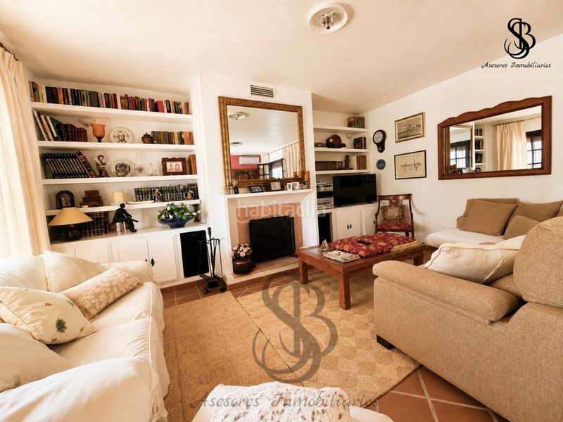 Foto ea66fbaf-586a-4673-888a-63a1ad8d375b. Chalet en Villafranqueza Alicante