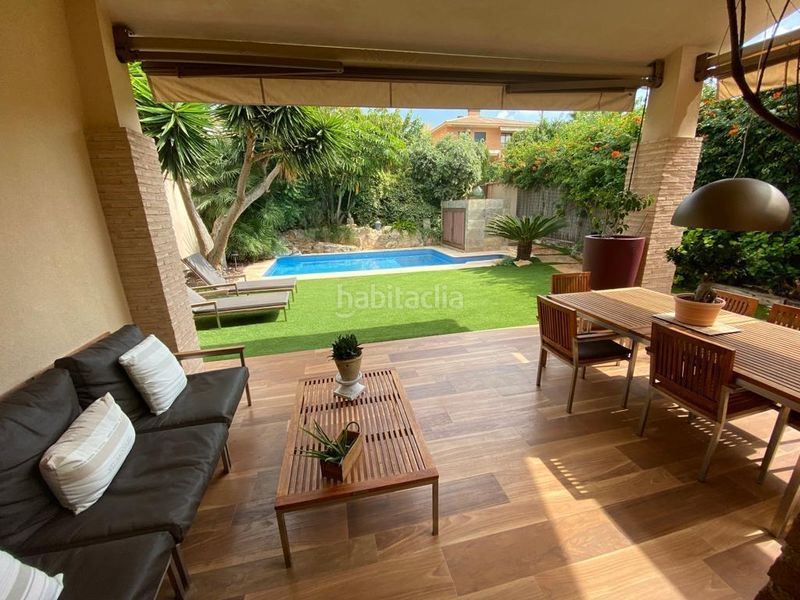 Foto 15f83c22-3b05-44fe-90ee-c135c6ca9858. Casa aparellada amb calefacció aparcament piscina a Mutxamel