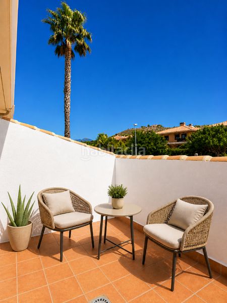 Foto fce8a619-213d-4610-ac80-7665e9742ef9. Casa aparellada amb calefacció aparcament piscina a Mutxamel