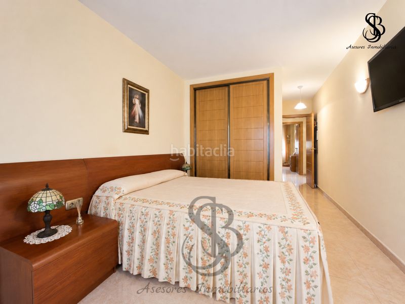 Foto c5e9c508-45b9-4d4f-861a-667ae04bc8c3. Pis amb aparcament a Centro San Juan de Alicante