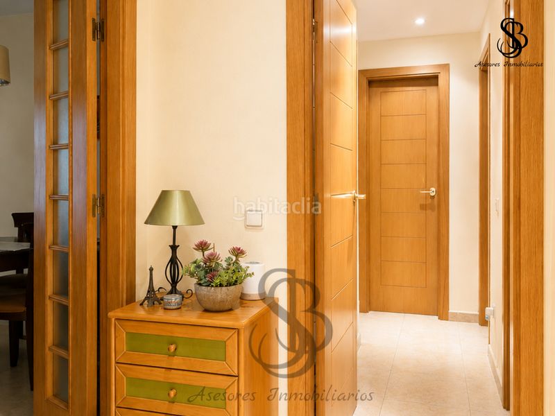 Foto d1ae0dd2-7a88-41e3-a413-6920dcac3e2e. Pis amb aparcament a Centro San Juan de Alicante