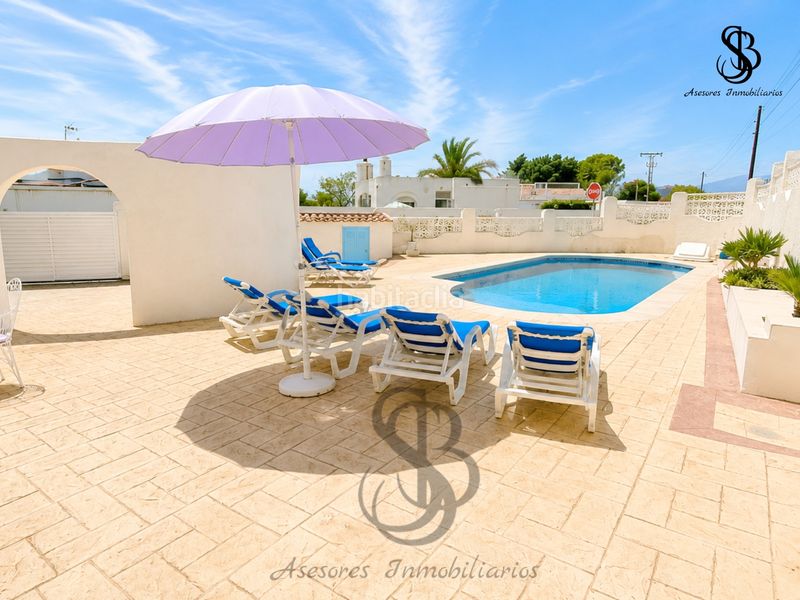 Foto d1c55917-bf49-487d-84f8-36005d6cb745. Xalet amb xemeneia calefacció aparcament piscina a Busot