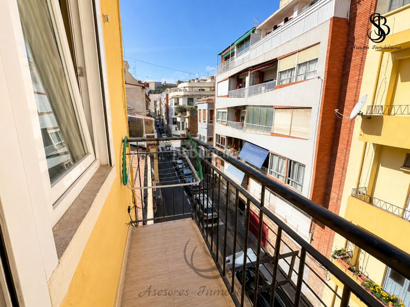 Foto e6b703b2-9f84-4223-acb3-2302df995ccb. Piso en Campoamor Alicante