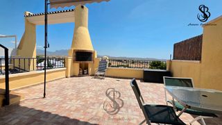 Attique  Calle del sofre 31. ¡descubre tu nuevo hogar en las alturas!