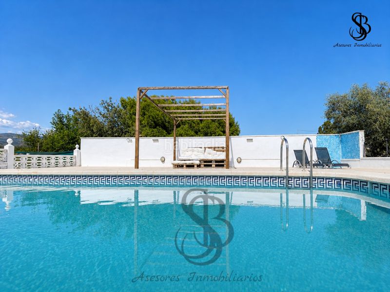 Foto 5ba62b82-1dc0-4b99-b386-a7933ff6bfca. Xalet amb xemeneia calefacció aparcament piscina a Busot